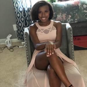 Meet your Posher, Janae